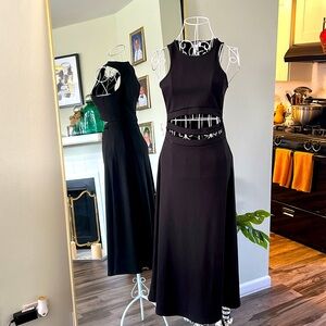 Chic Black Cutout Midi Dress